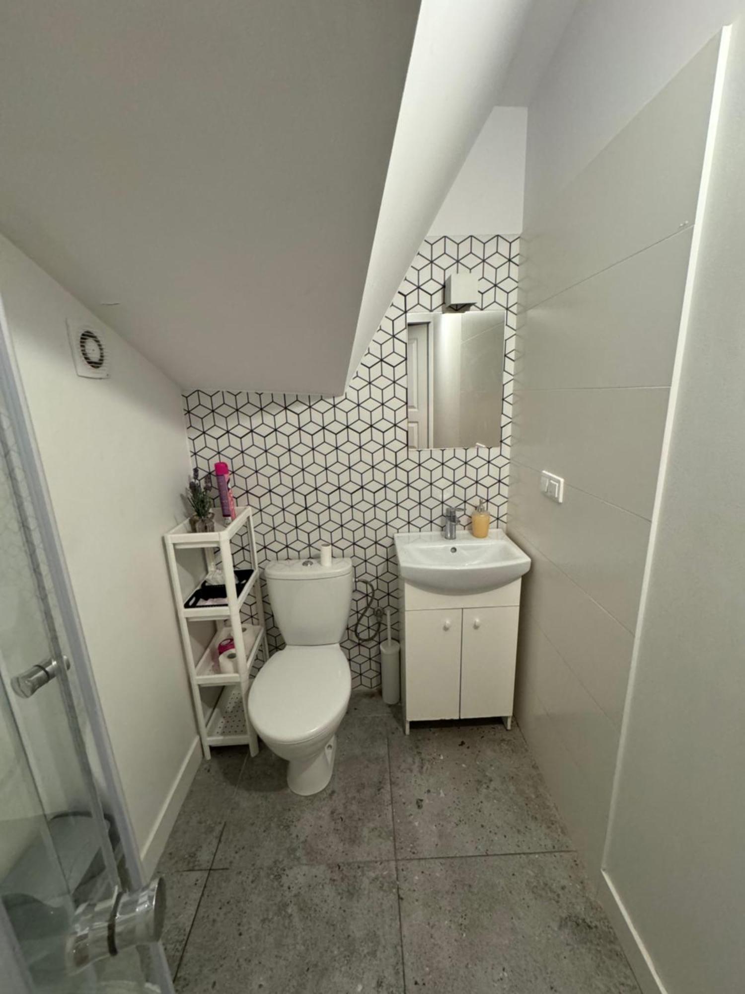 ורשה Esa Home מראה חיצוני תמונה